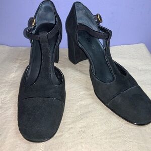 Aerosoles Pied Piper T strap faux suede block heels Sz 9.5